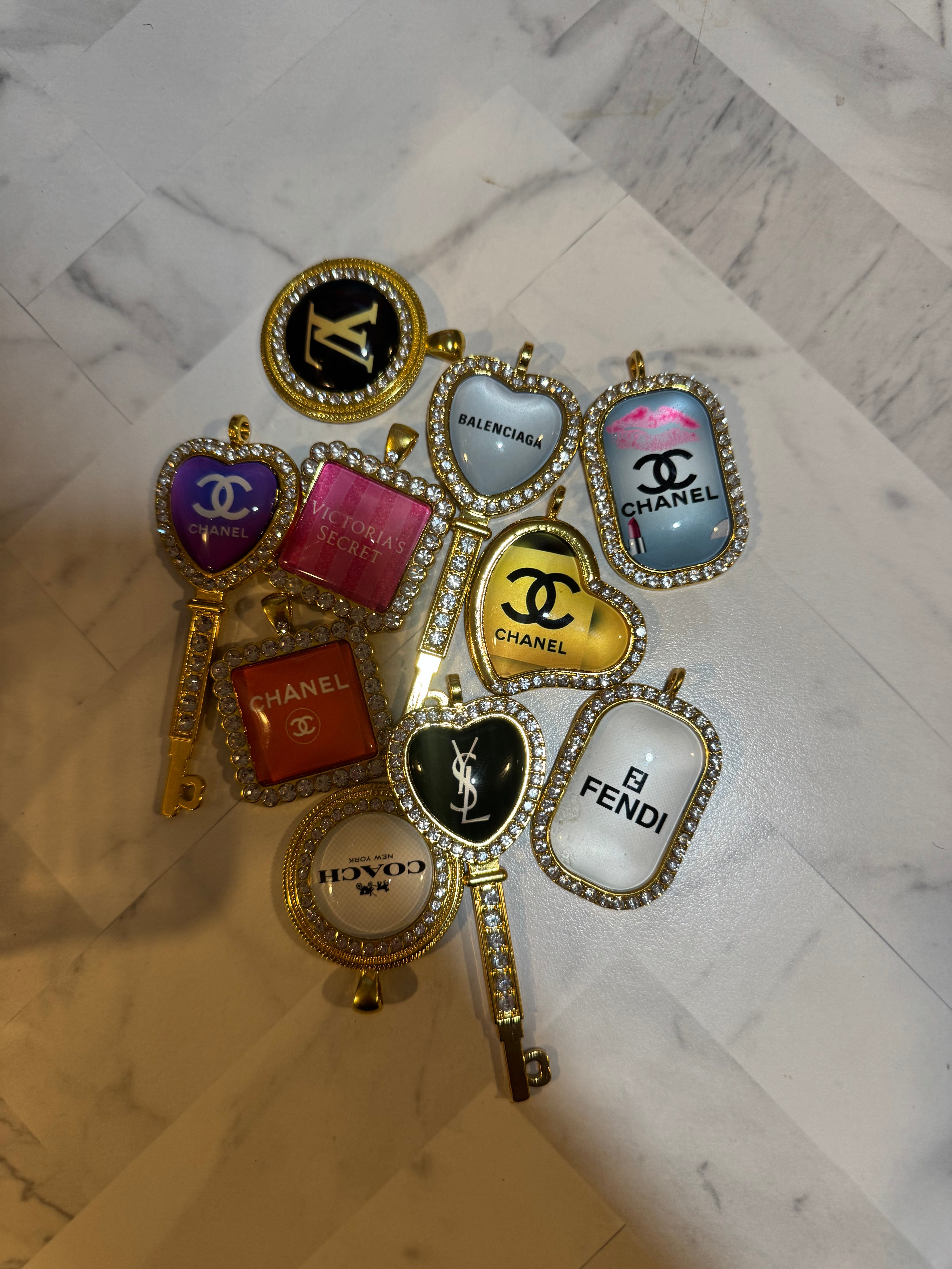 10pc Designer Flat Charms